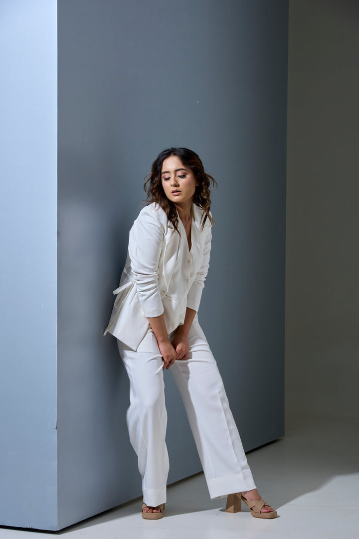 Model wearing 3 piece set(Blazer, Waist coat and Pants)
