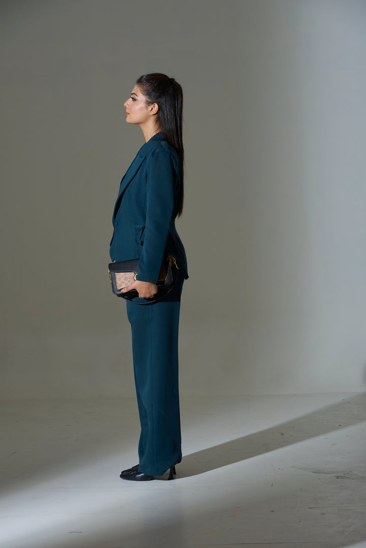 Model wearing 3 piece set(Blazer, Waist coat and Pants)
