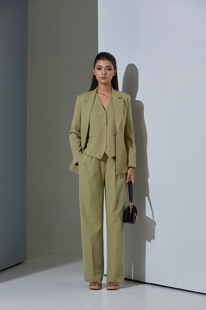 Model wearing 3 piece set(Blazer, Waist coat and Pants)
