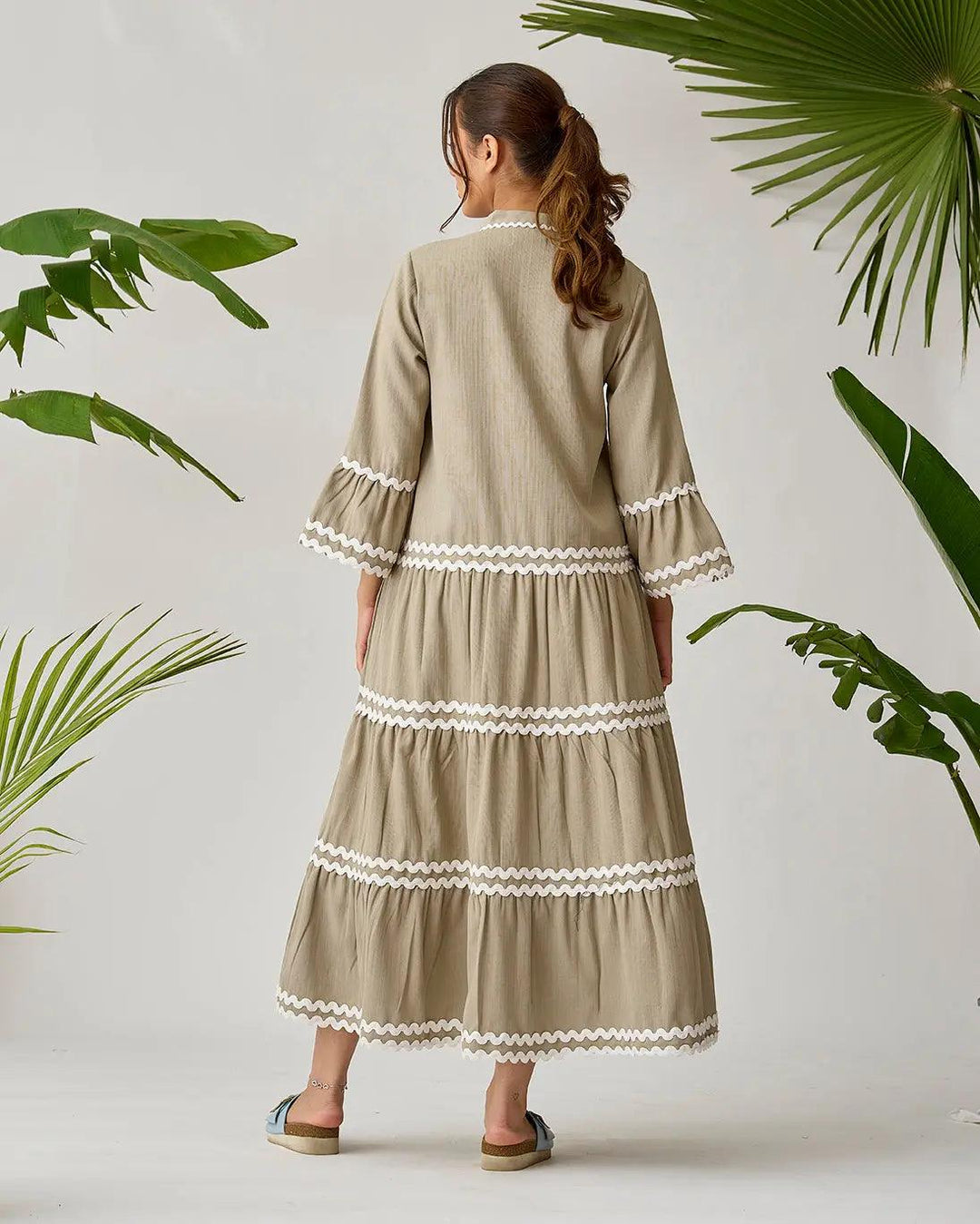 3 Layered Lace Midi Dress - Risate