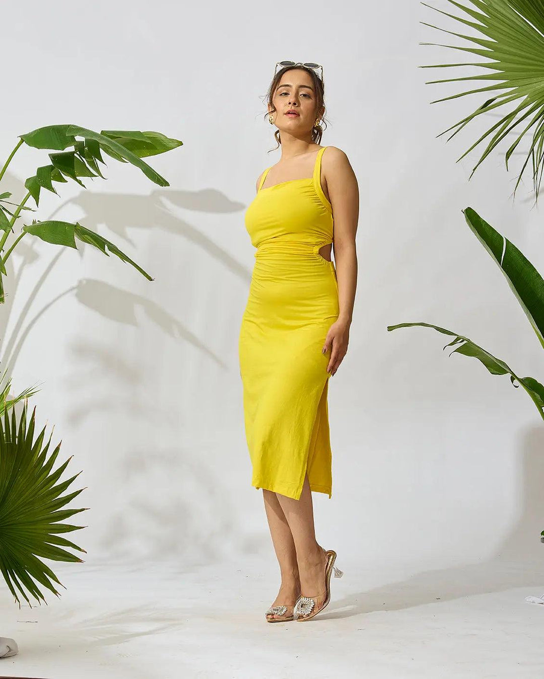 Bodycon Knee Length Dress with Back String Detail - Risate