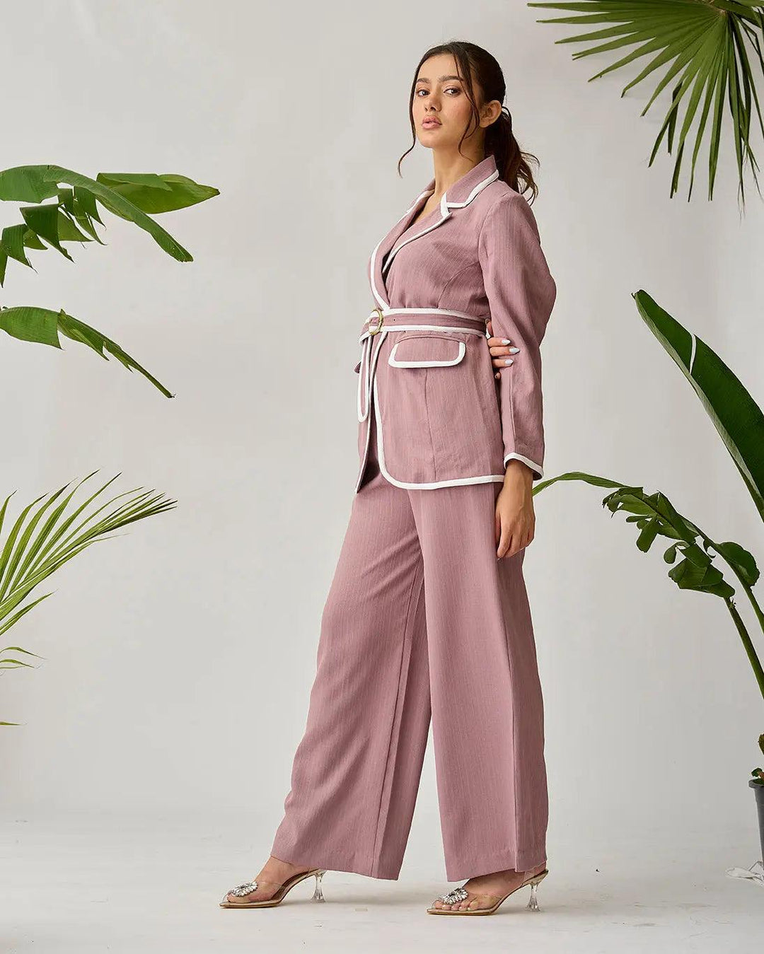 Borderline Elegance Blazer - Risate