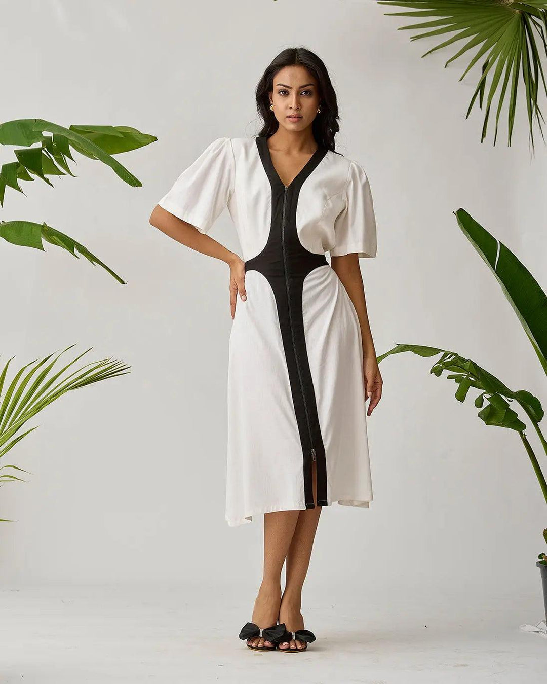 Chic Harmony Two Tone Midi Dress - Risate