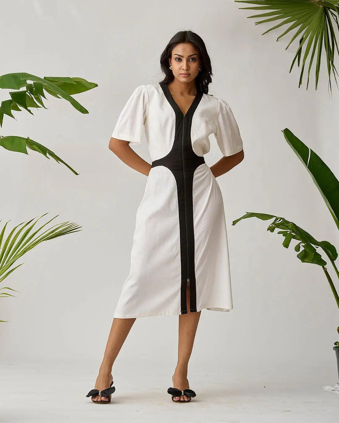 Chic Harmony Two Tone Midi Dress - Risate