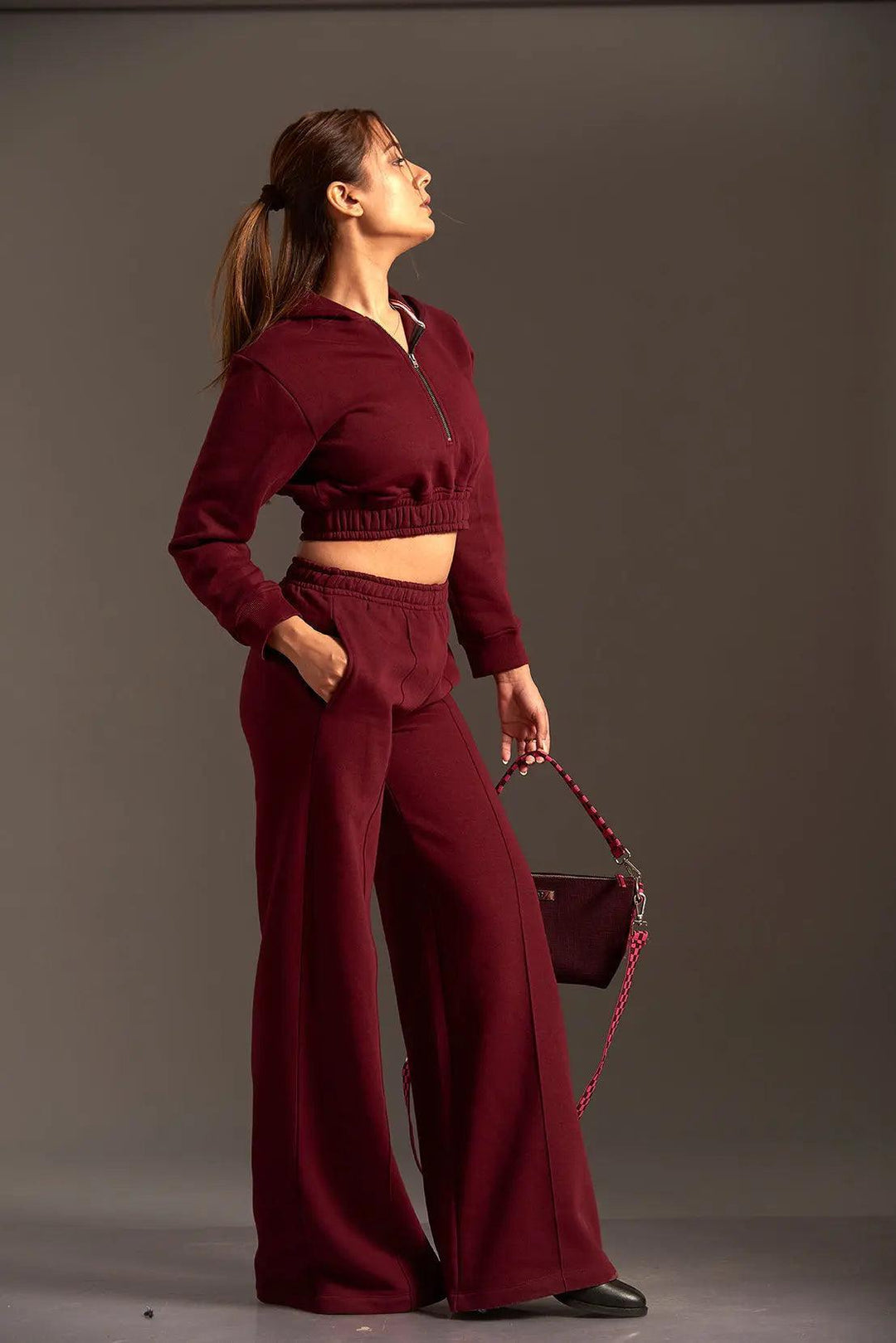 Cropped Hoodie with Flared Jogger Pants - Risate