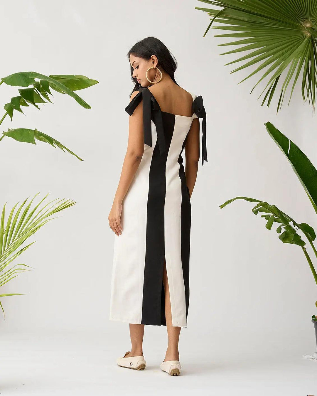 Feathered Harmony Colour block Dress - Risate