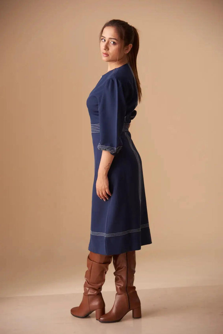 Half Sleeves Top stitch Round neck Midi dress - Risate
