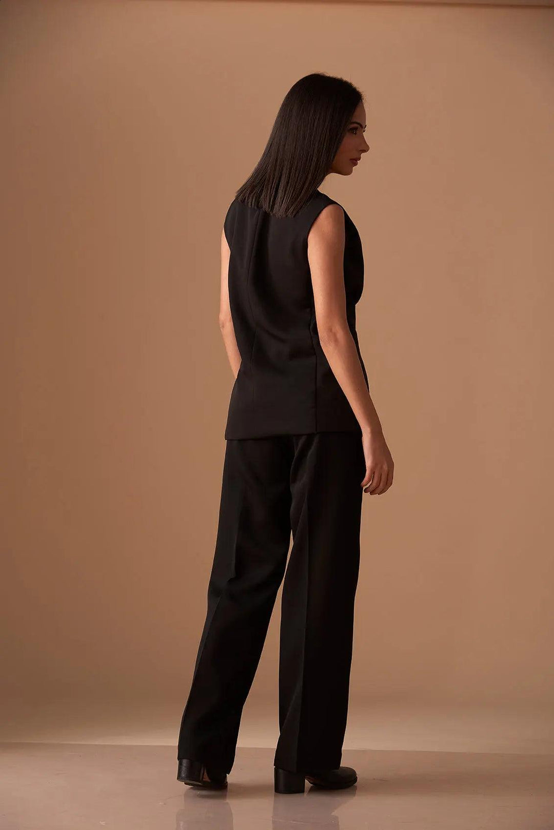Sharp Blazer Vest with Straight fit Pants - Risate