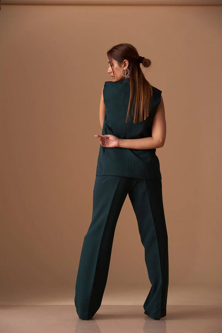 Sharp Blazer Vest with Straight fit Pants - Risate