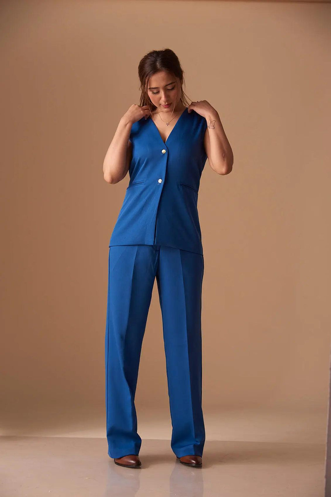 Sharp Blazer Vest with Straight fit Pants - Risate