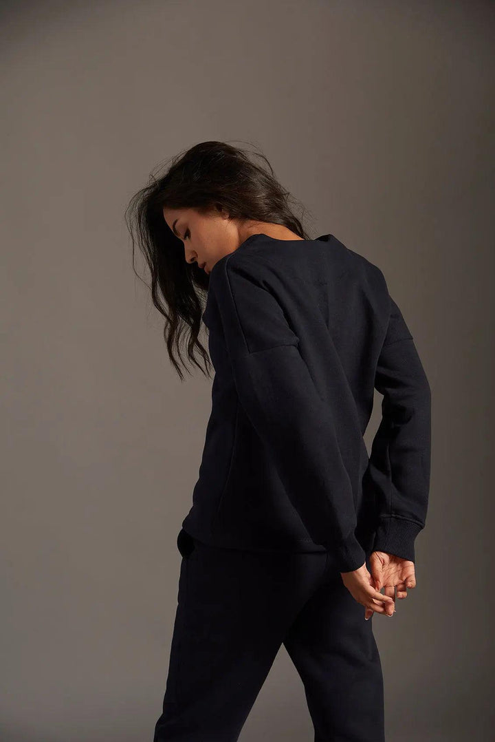 Tarka Cardigan Style Sweatshirt - Risate