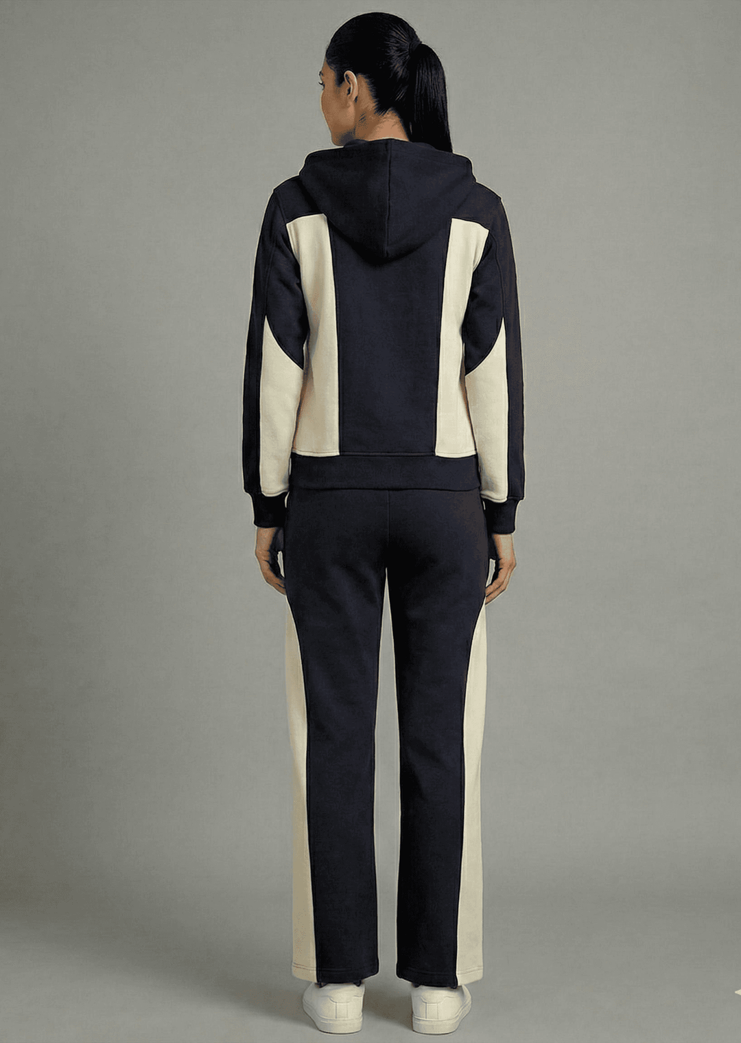 Back view of Risate contrast panel fleece coord set featuring a hoodie and matching pants