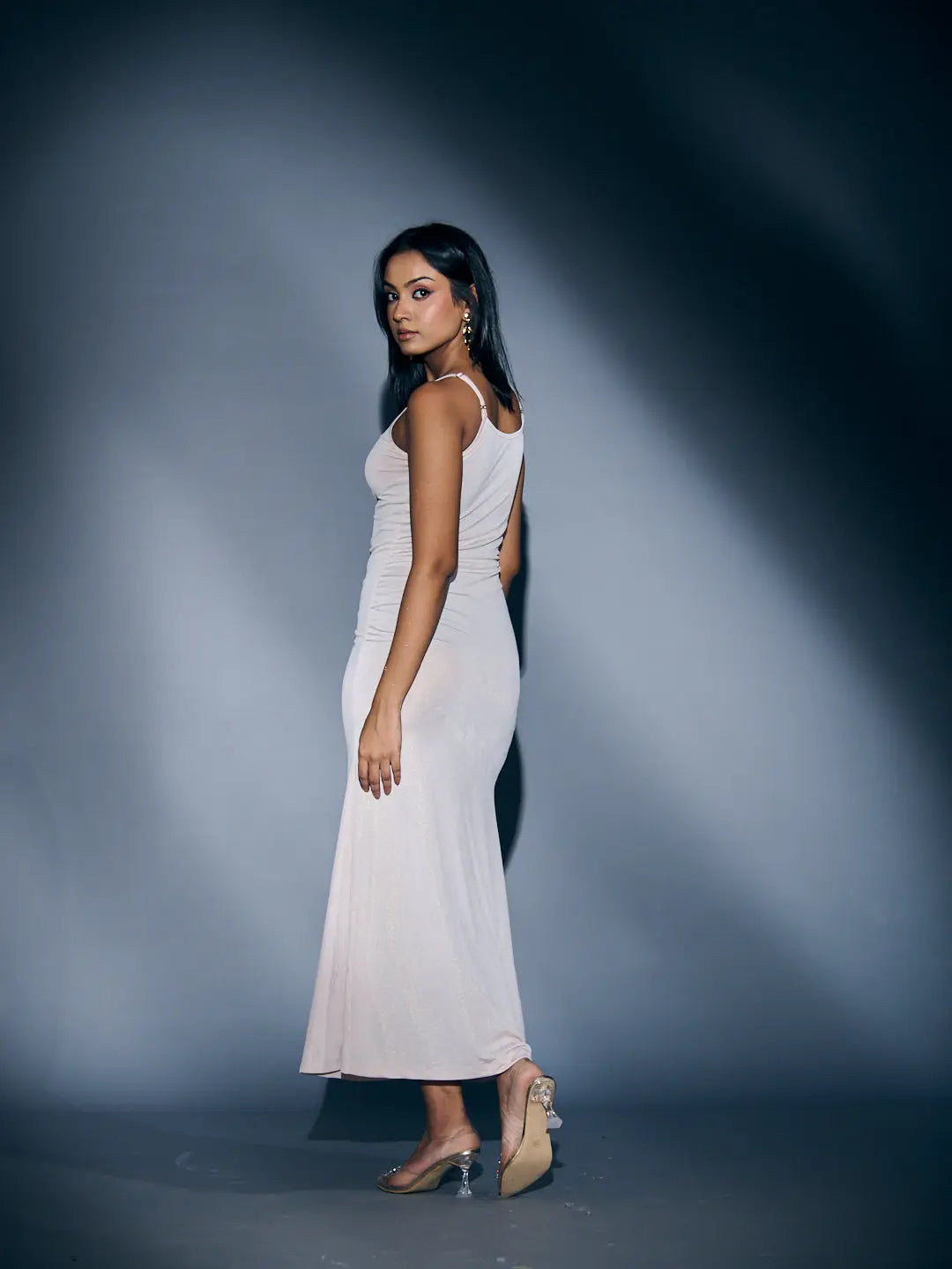 Risate Glam Maxi Bodycon Dress in Light Beige with Elegant Fitting for Chic Occasions