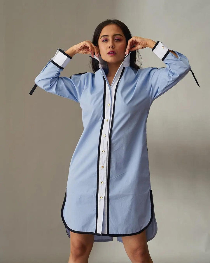Risate Impressionist cotton shirt dress in light blue with a stylish collar and button-down design