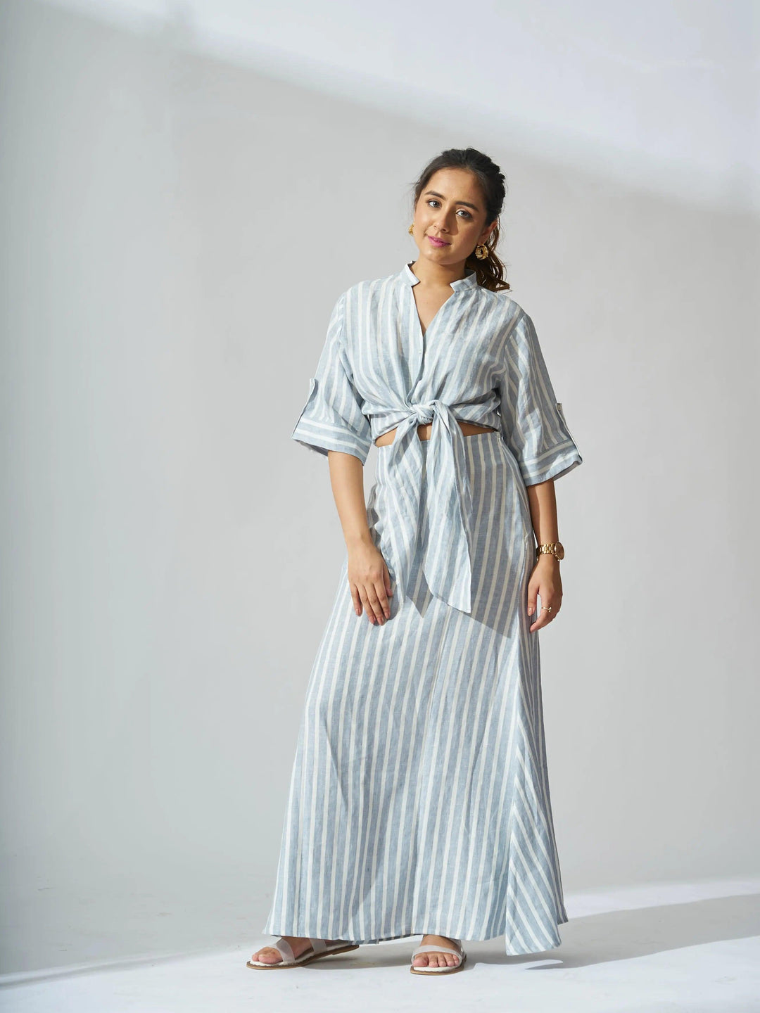 Risate linen co-ord set for women featuring a stylish striped design and knot front detail