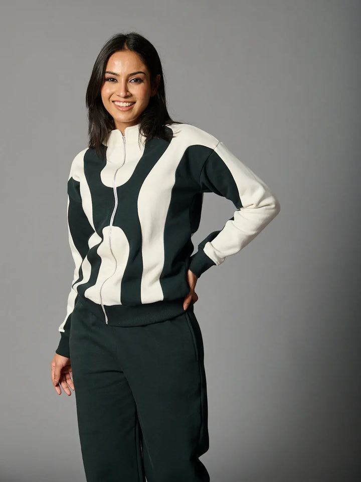 Bold edge sweatshirt for women by Risate featuring a stylish striped design and zip-up front