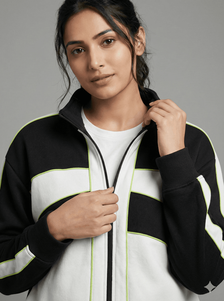 Risate women's color-block tracksuit featuring a modern zip-up jacket with stylish detailing