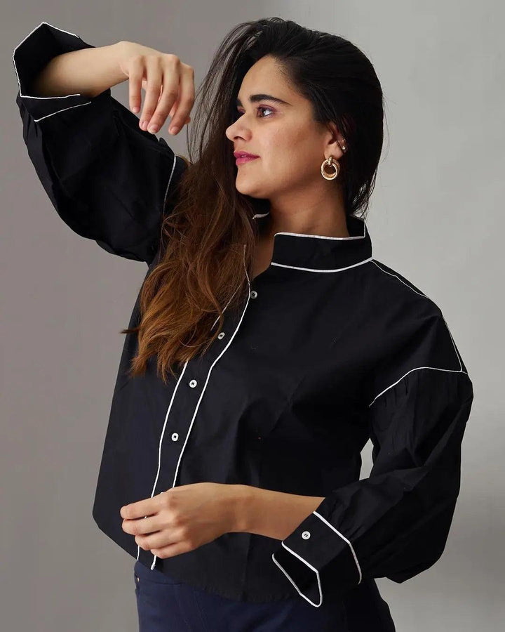 Risate women's cotton poplin shirt in black with stylish white piping and relaxed fit