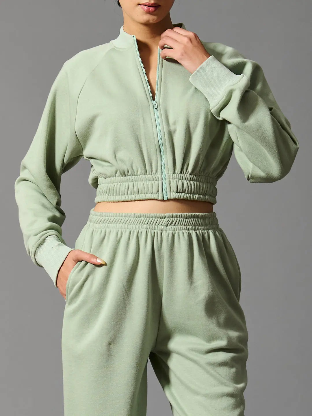 Risate women's cozy bomber set in light green with a cropped zip-up jacket and matching pants