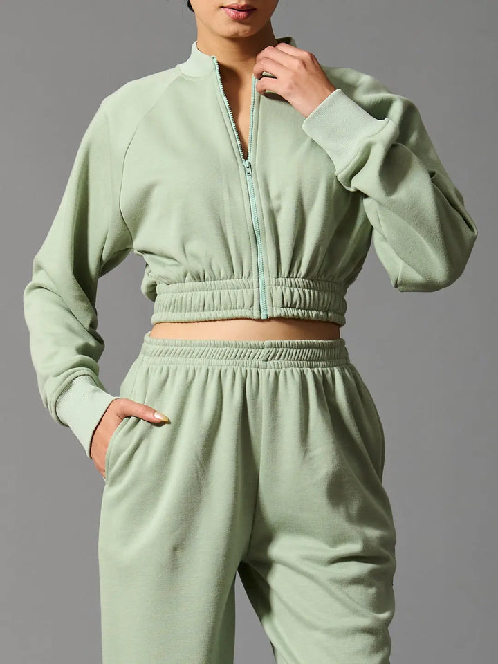 Risate women's cozy bomber set in light green with a cropped zip-up jacket and matching pants