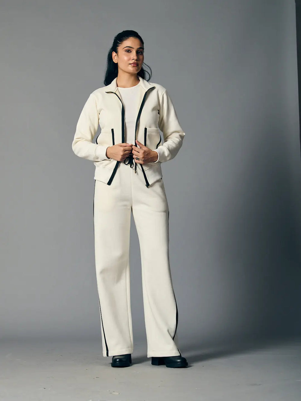 Risate women's zipper coord set in cream with contrast detailing and relaxed fit for stylish comfort